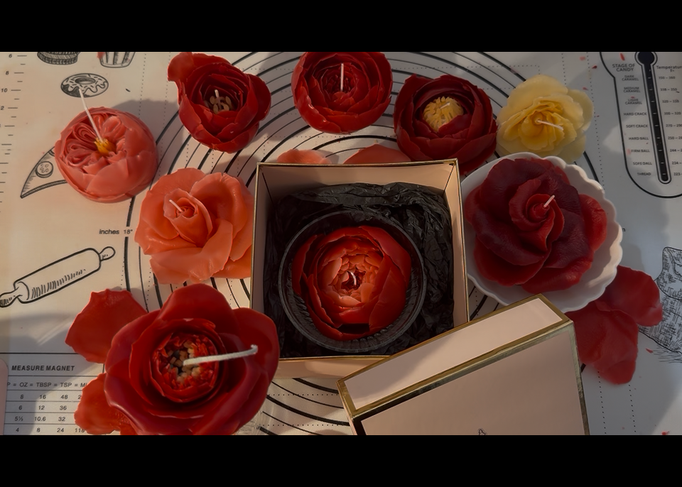 Hyper Realistic Flower Candle [100% Beeswax]